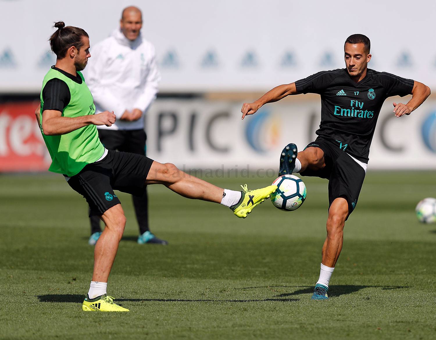 爱游戏体育-包含赛后北京首钢备战西甲，官宣签约细节曝光，震撼外界，球探报告显示潜力的词条