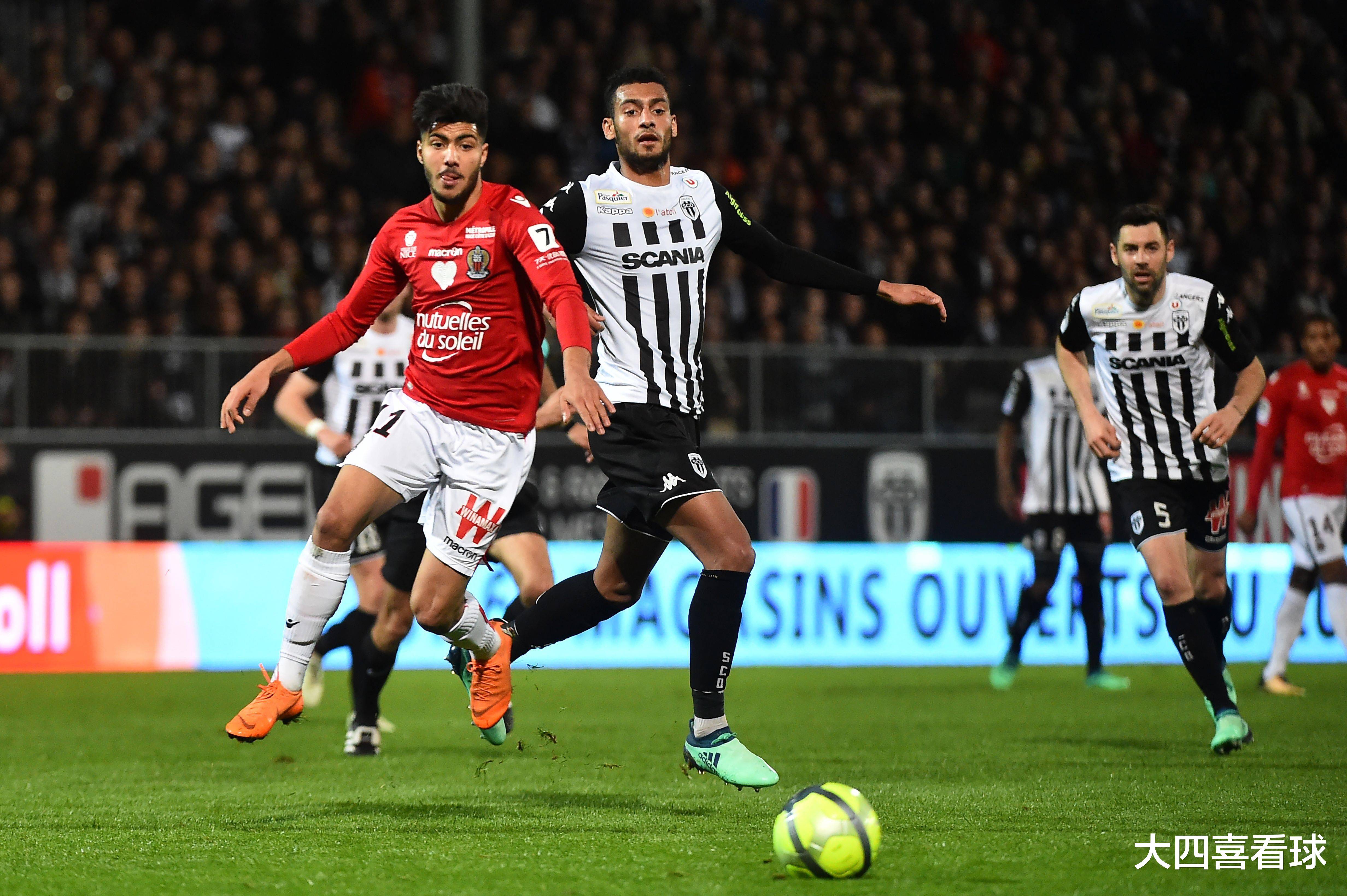 爱游戏体育-包含巴黎圣日耳曼国际比赛日篮板制胜，志在德甲名次提升，引发热议，轮换策略成焦点的词条